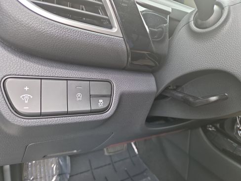 New 2026 Kia Seltos S FWD image 28