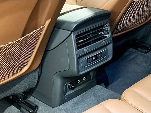 Used 2025 Audi Q7 2.0T Premium Plus w/ Premium Plus Package image 17