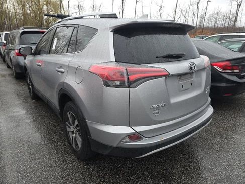Used 2016 Toyota RAV4 XLE AWD/4WD image 3