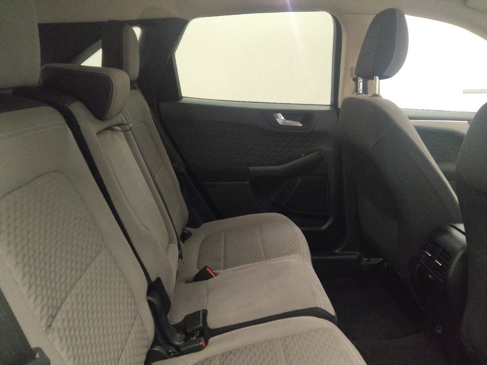Used 2020 Ford Escape SE FWD image 19