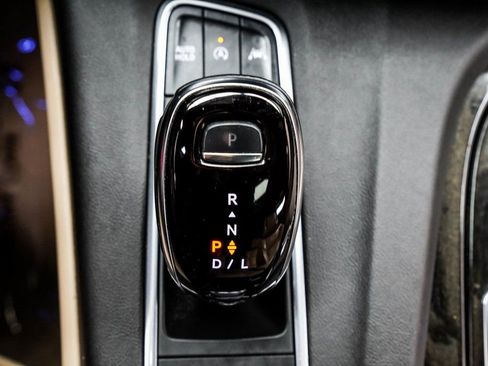 Used 2023 Cadillac Escalade ESV Premium Luxury image 28