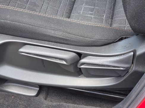 Used 2025 Honda HR-V Sport image 15