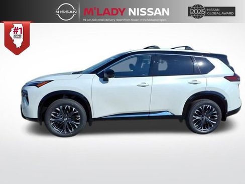 New 2026 Nissan Rogue Platinum image 4