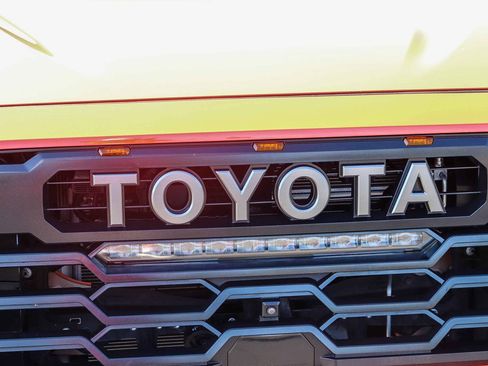 Used 2023 Toyota Sequoia TRD Pro AWD/4WD image 13