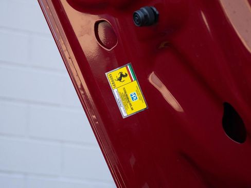 Used 2025 Ferrari 12Cilindri image 13