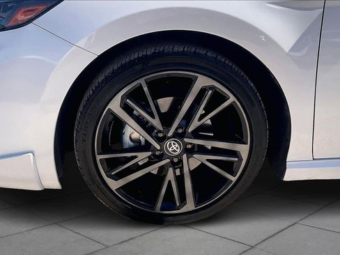 Used 2025 Toyota Camry XSE w/ Premium Package image 11