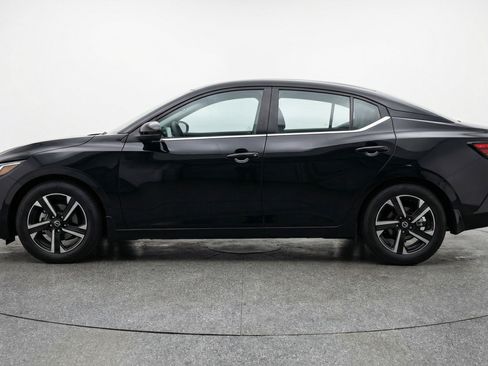 Used 2025 Nissan Sentra SV FWD image 5