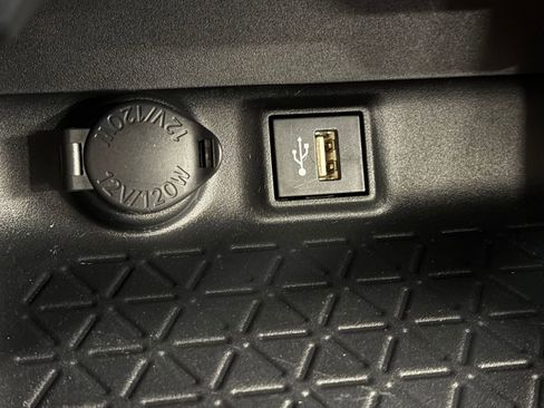 Used 2024 Toyota RAV4 LE image 25