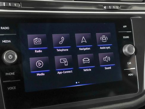 Used 2024 Volkswagen Tiguan Wolfsburg Edition FWD image 29