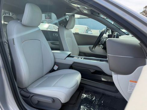 Used 2023 Hyundai Ioniq 6 SEL image 31