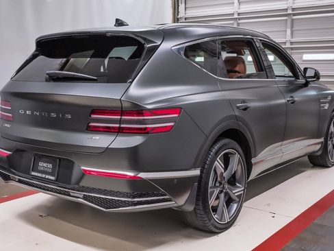 Certified 2025 Genesis GV80 2.5T Prestige AWD/4WD image 6