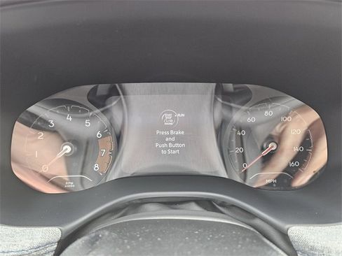 Used 2025 Jeep Compass Sport image 23