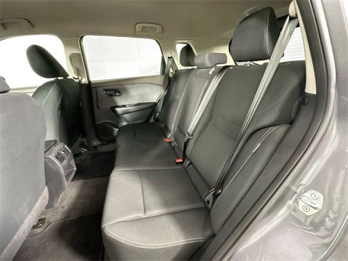 Used 2023 Nissan Rogue S image 23