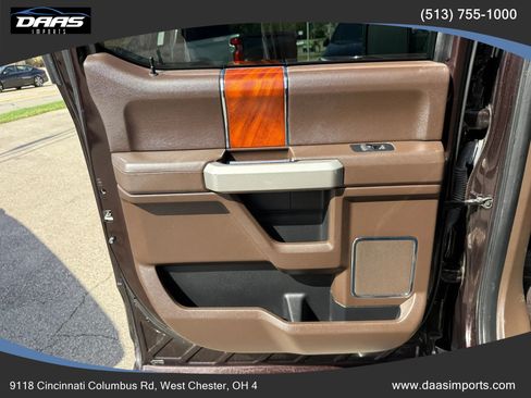 Used 2018 Ford F150 King Ranch w/ Equipment Group 601A Luxury AWD/4WD image 37