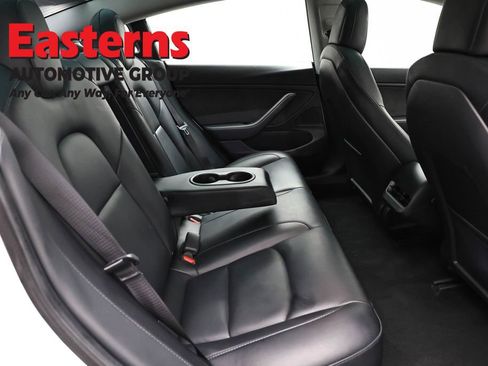 Used 2020 Tesla Model 3 Long Range image 17