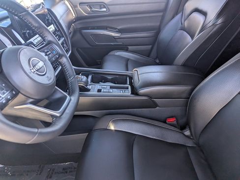 Certified 2022 Nissan Pathfinder SL image 22