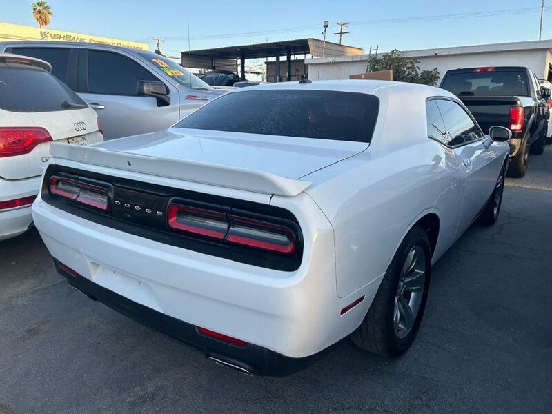 Used 2020 Dodge Challenger SXT RWD image 8