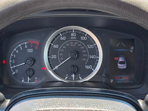 Used 2020 Toyota Corolla LE FWD image 26