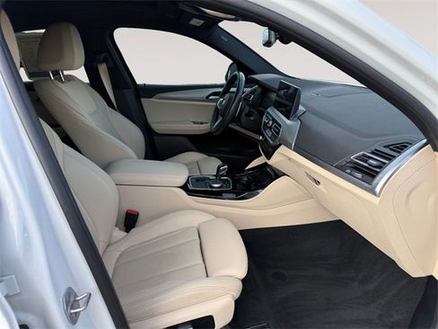 Used 2022 BMW X4 xDrive30i w/ M Sport Package image 15