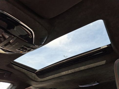 Used 2022 Maserati Ghibli Modena Q4 image 14