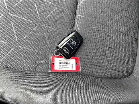 Certified 2024 Toyota RAV4 XLE image 30