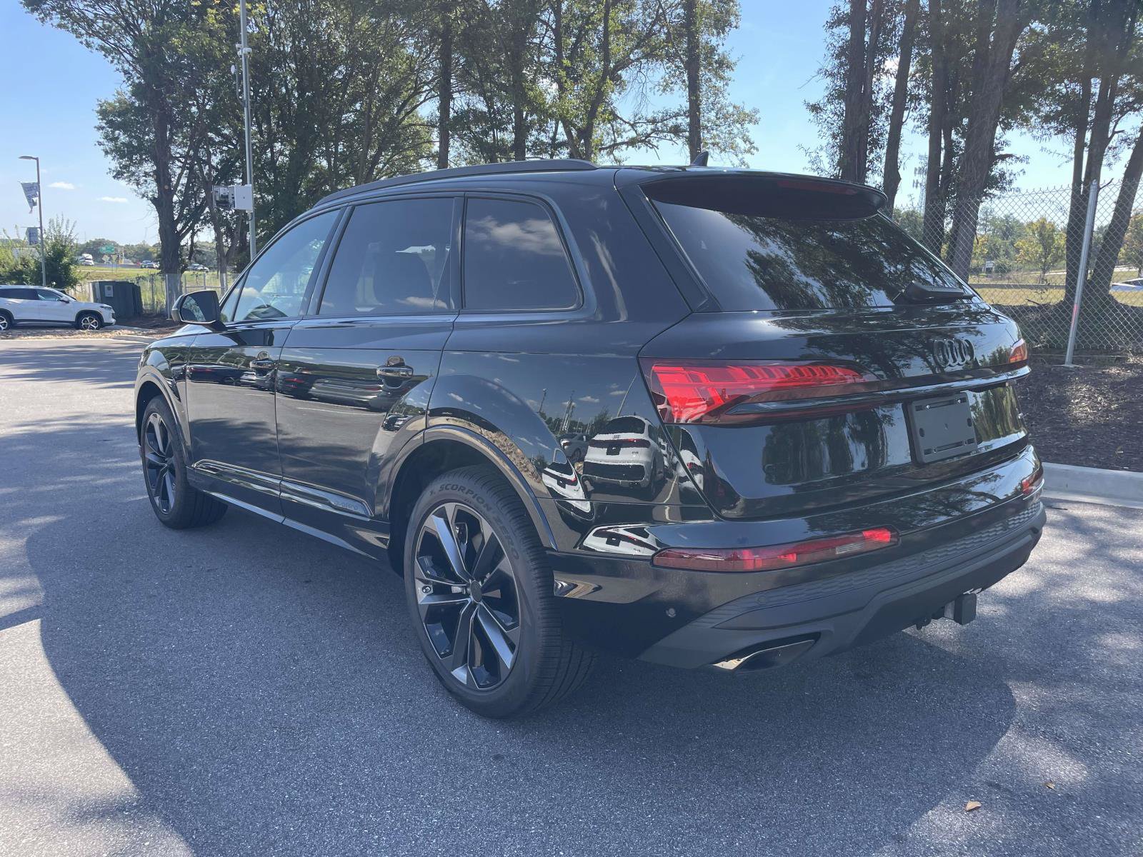 New 2026 Audi Q7 3.0T Premium Plus AWD/4WD image 5