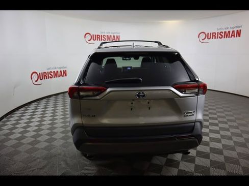 Used 2019 Toyota RAV4 Limited image 6