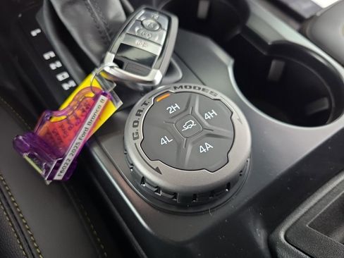 New 2025 Ford Bronco Badlands image 20