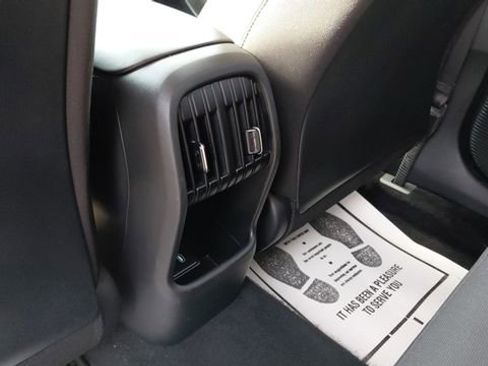 Used 2025 Hyundai Kona SEL image 25