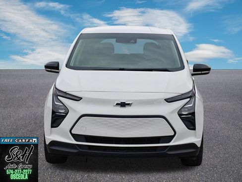 Used 2023 Chevrolet Bolt LT w/ Driver Confidence Package FWD image 14