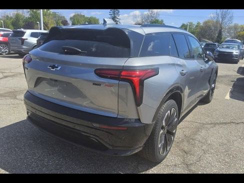 Used 2024 Chevrolet Blazer EV RS AWD/4WD image 2