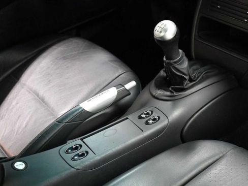 Used 2000 Porsche Boxster RWD image 19