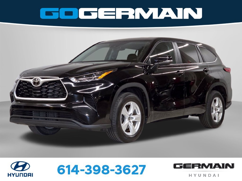 Used 2023 Toyota Highlander L FWD image 1