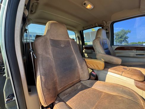 Used 2004 Ford F350 King Ranch AWD/4WD image 10