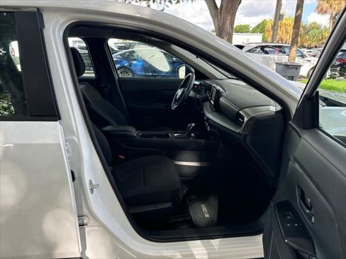 Used 2025 Nissan Kicks S FWD image 19