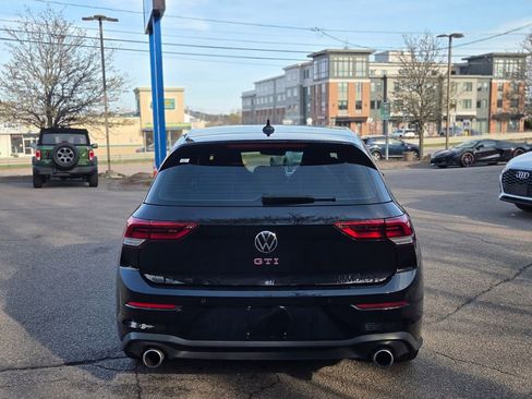 Used 2022 Volkswagen GTI SE FWD image 5