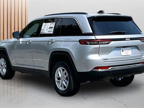 New 2026 Jeep Grand Cherokee Laredo RWD image 7