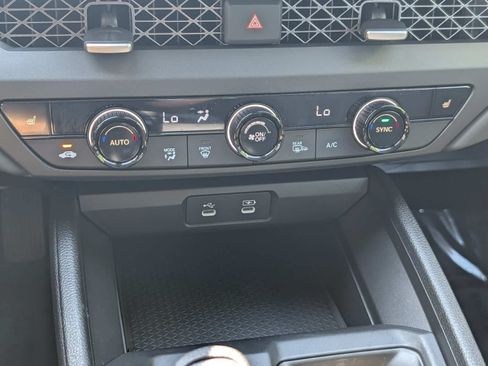 Used 2025 Honda Accord SE image 25