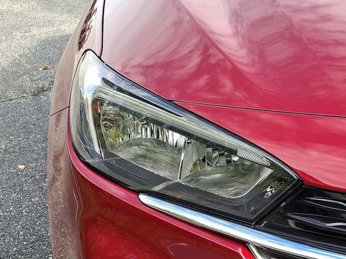 Used 2023 Buick Encore GX Select image 9