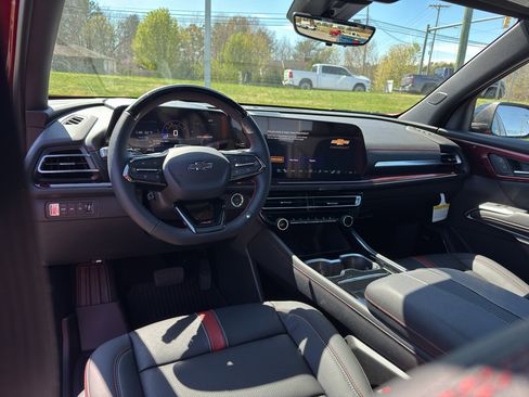 New 2026 Chevrolet Traverse RS image 10