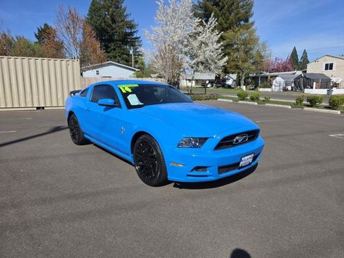 Used 2014 Ford Mustang Premium w/ Electronics Package RWD image 3