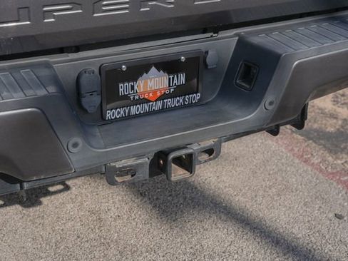 Used 2017 Ford F250 Platinum w/ Platinum Ultimate Package image 9