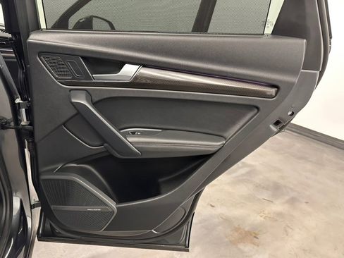 Used 2023 Audi SQ5 Prestige w/ Prestige Package image 47