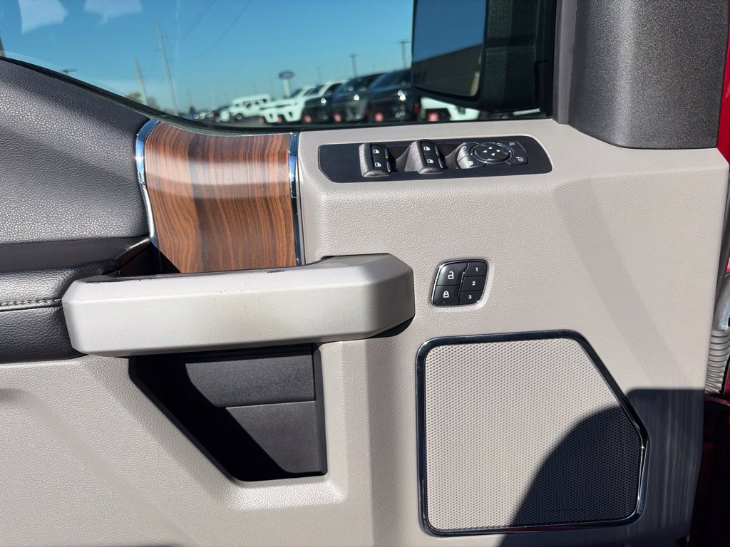 Used 2017 Ford F150 Lariat RWD image 10