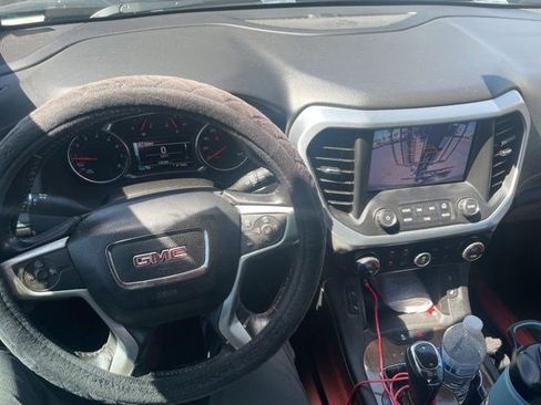 Used 2017 GMC Acadia SLE w/ Driver Alert Package I FWD image 7