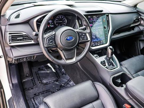 Used 2024 Subaru Outback Limited AWD/4WD image 10