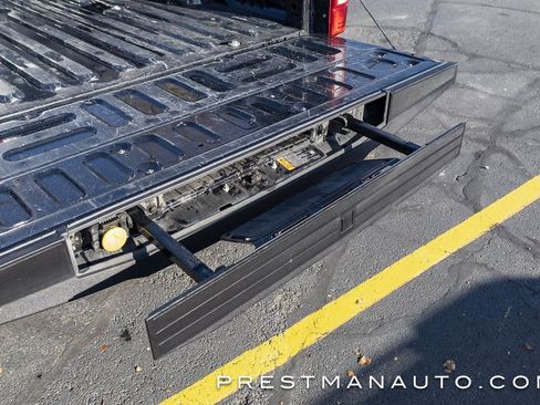 Used 2022 Ford F350 Platinum w/ FX4 Off-Road Package image 50