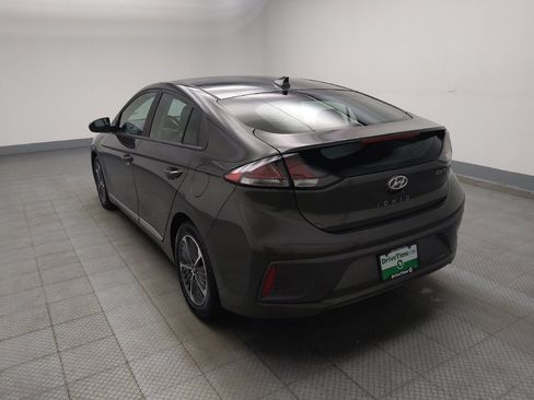 Used 2022 Hyundai Ioniq SE FWD image 5