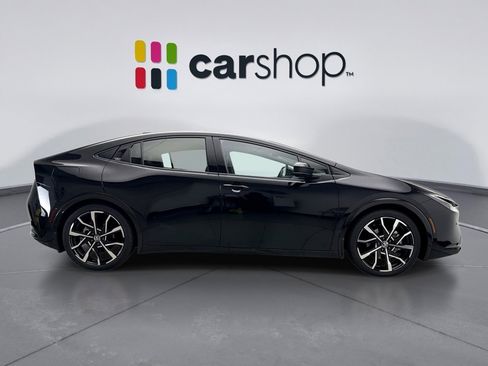 Used 2024 Toyota Prius Prime Premium w/ Advanced Technology Package image 6