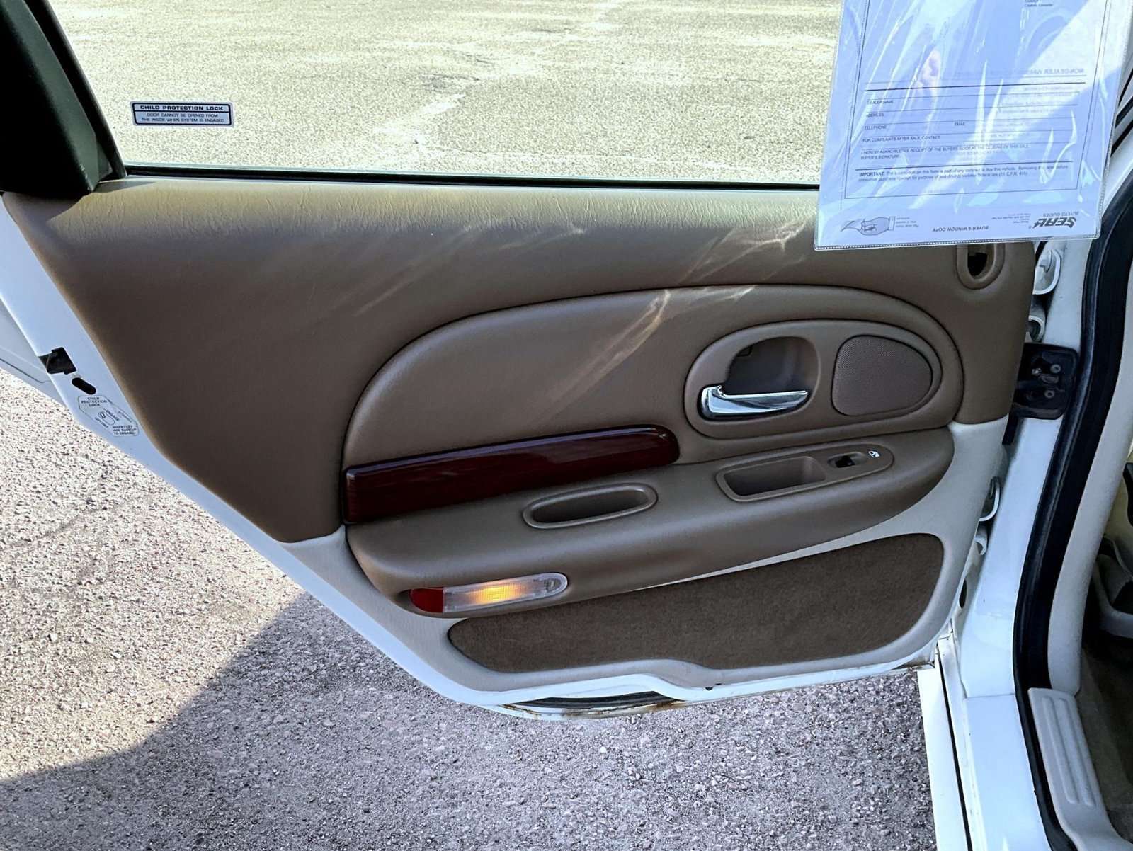 Used 1999 Chrysler LHS FWD image 22